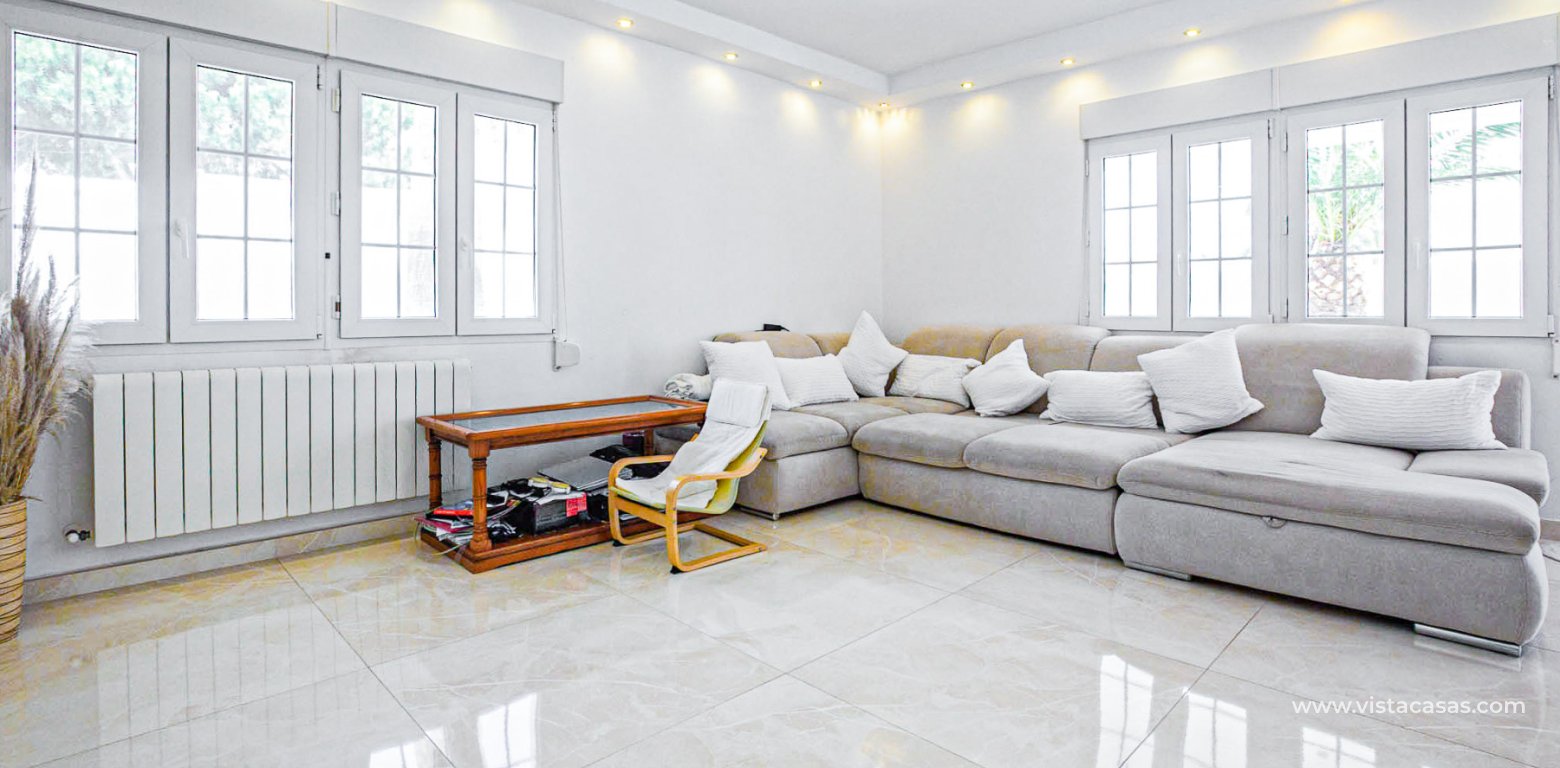 Sale - Villa - La Zenia