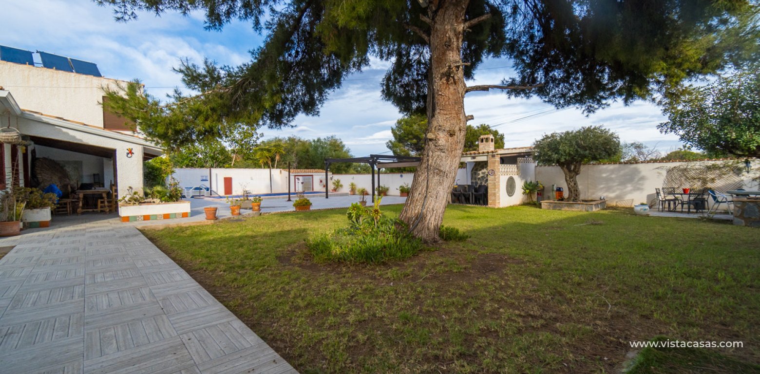 Resale - Villa - Cabo Roig