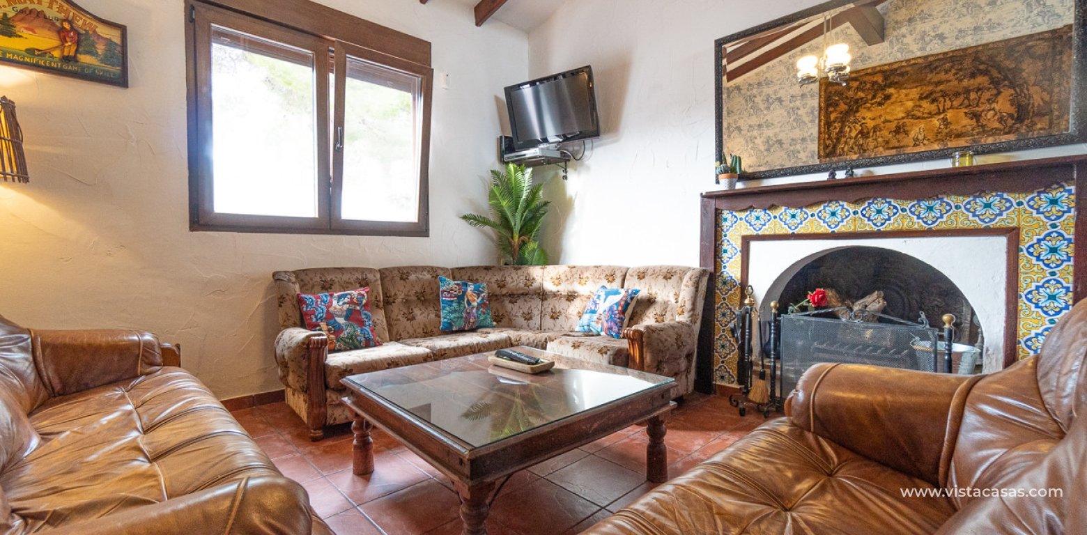 Resale - Villa - Cabo Roig