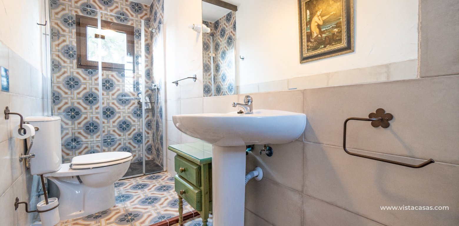 Resale - Villa - Cabo Roig