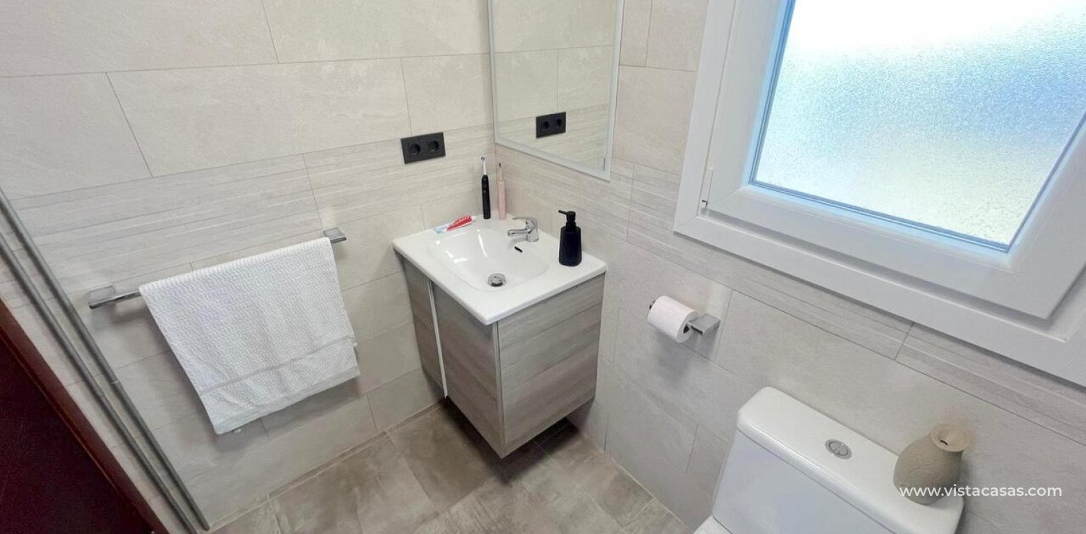 Resale - Villa - Algorfa