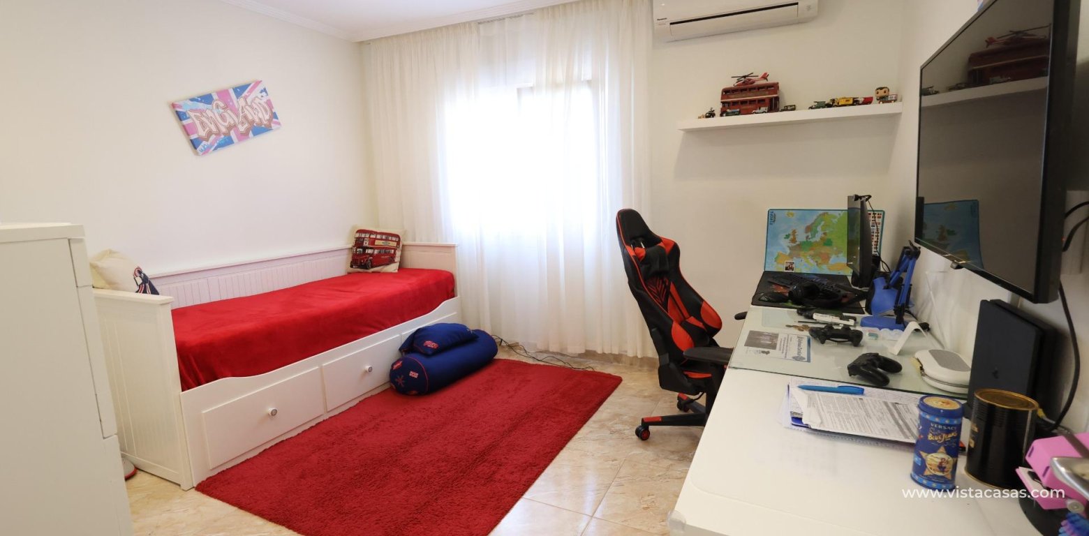 Resale - Villa - Los Altos