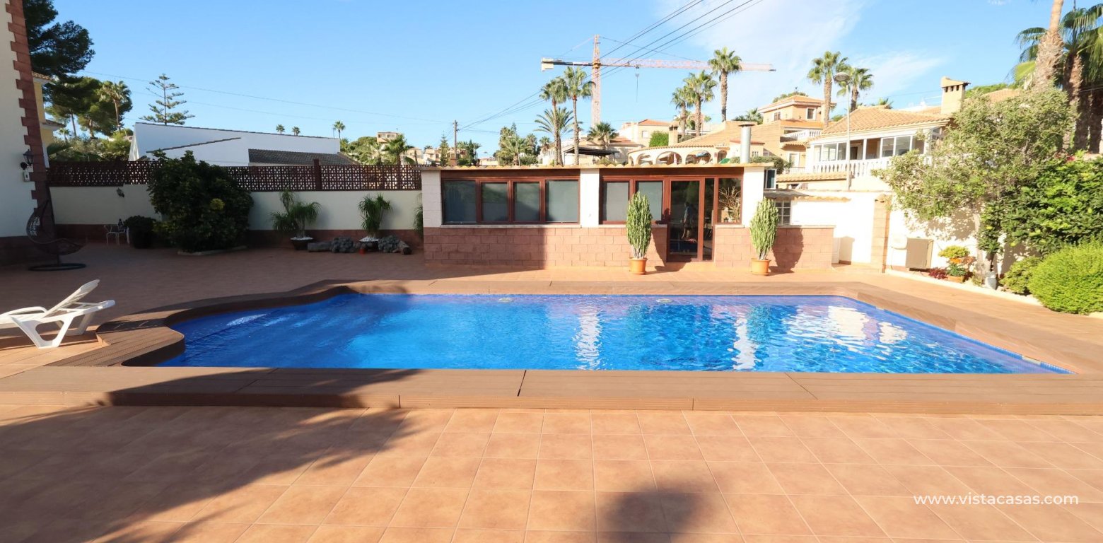 Resale - Villa - Los Altos