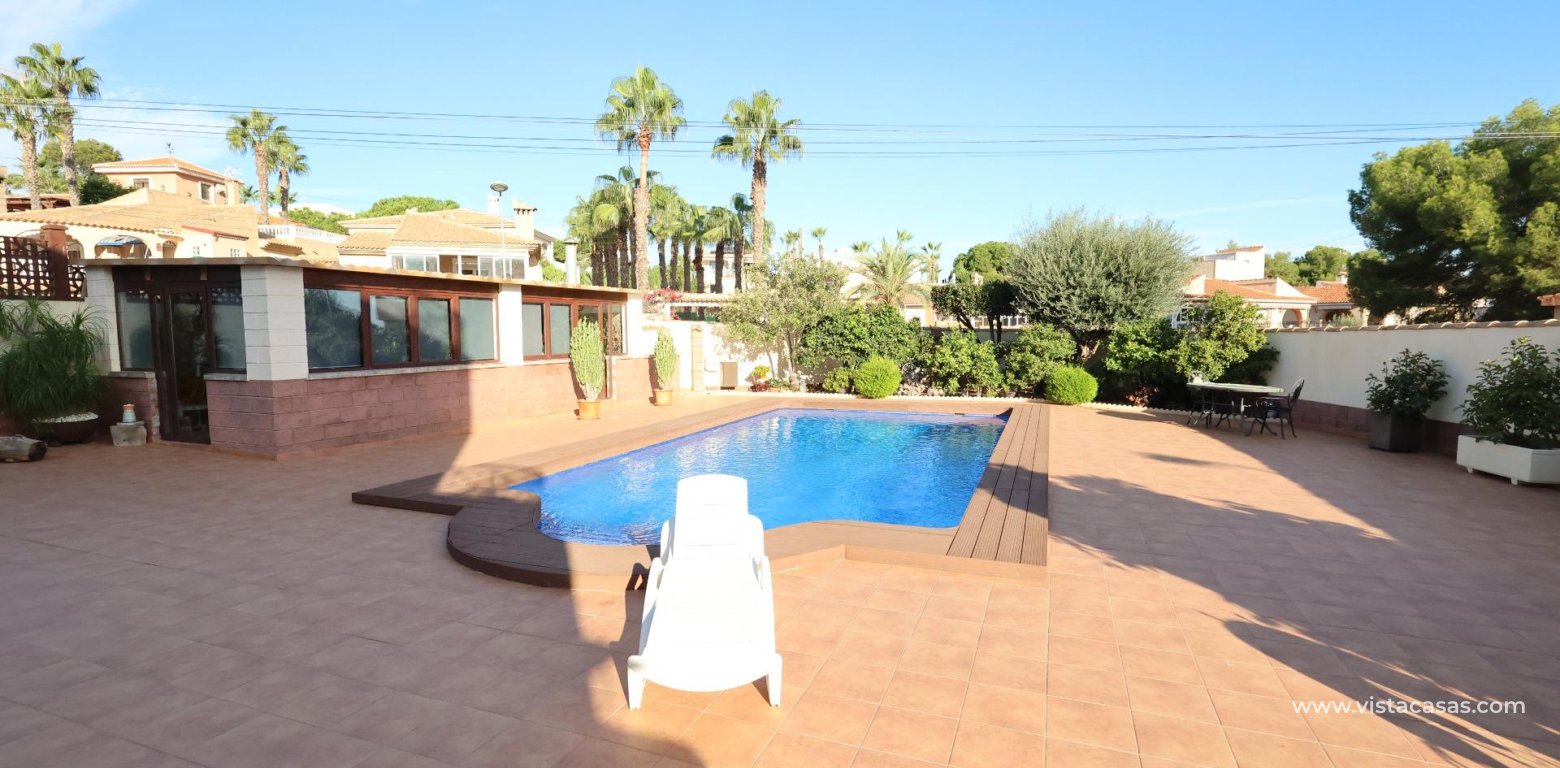 Resale - Villa - Los Altos