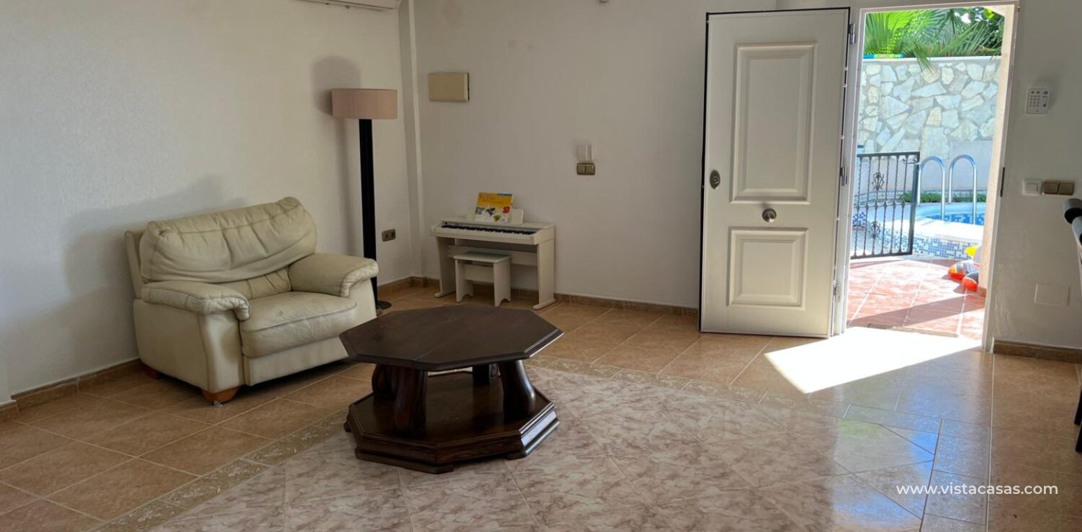 Resale - Villa - Playa Flamenca