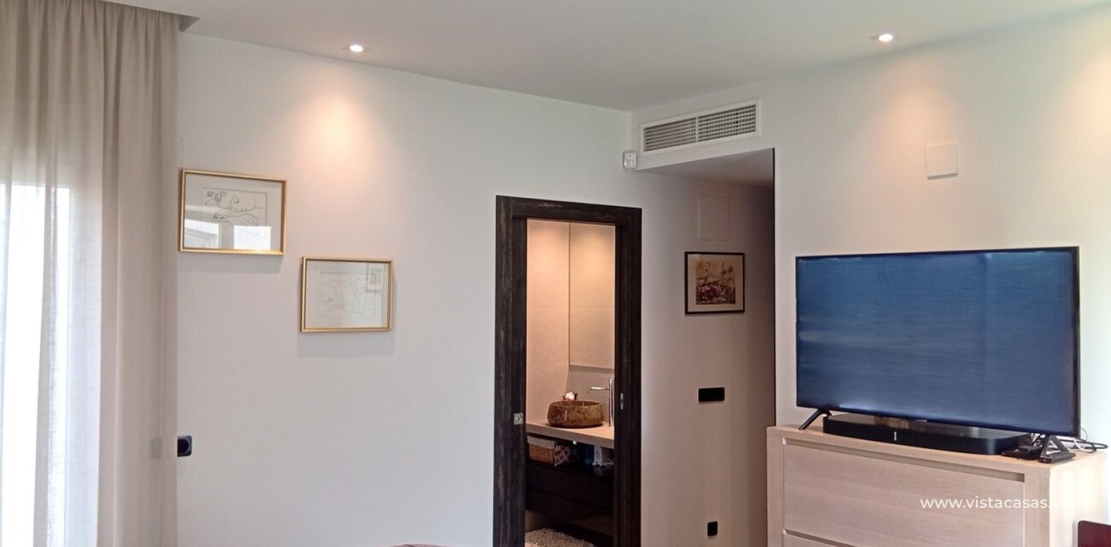 Resale - Villa - Algorfa - La Finca Golf Resort