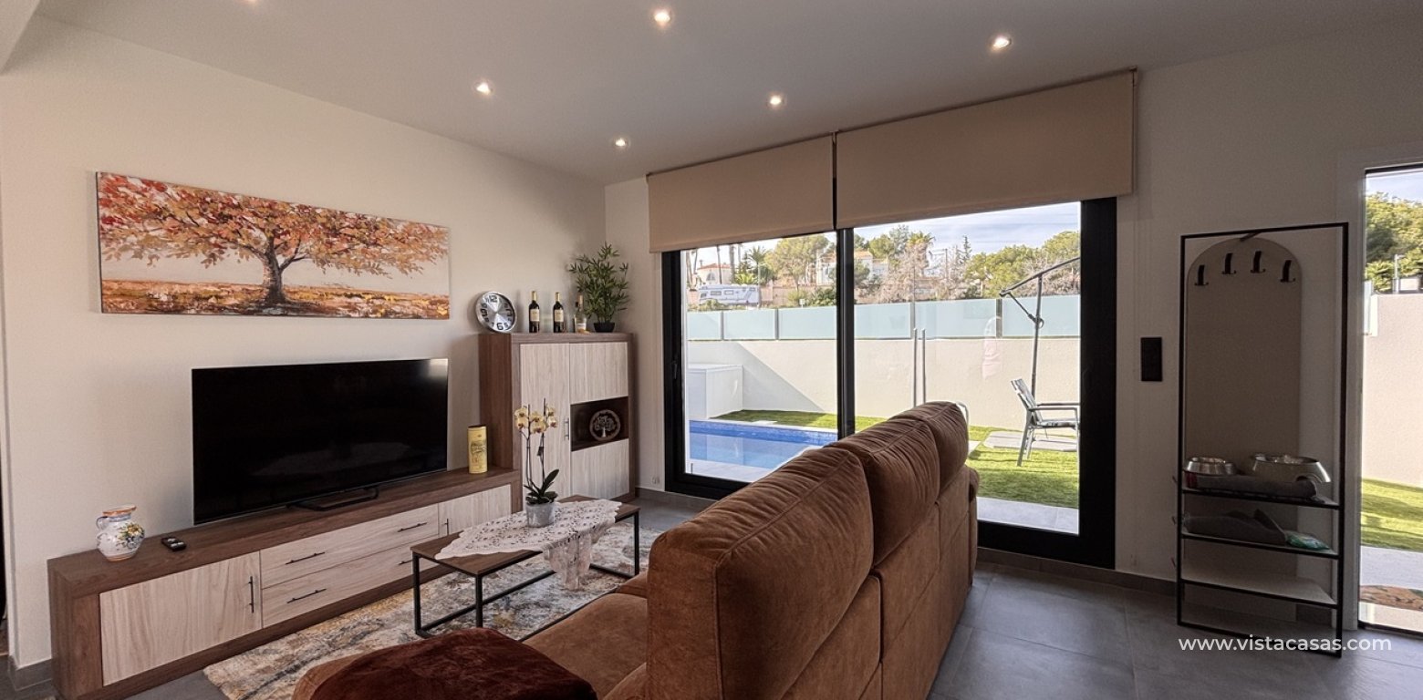 Resale - Villa - Villamartin