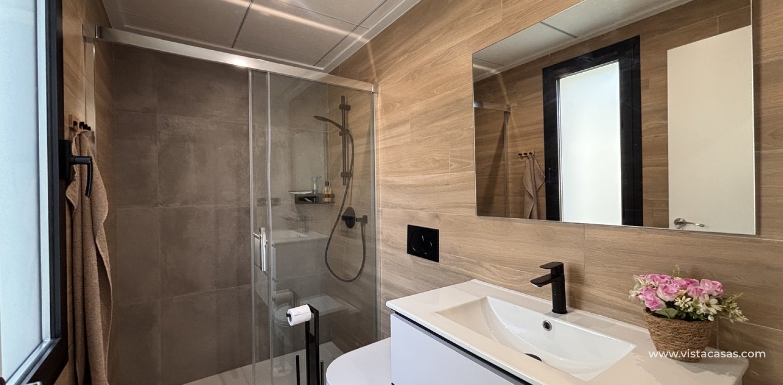 Resale - Villa - Villamartin