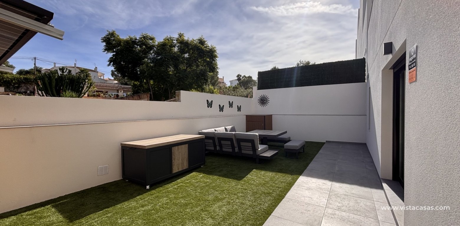 Resale - Villa - Villamartin