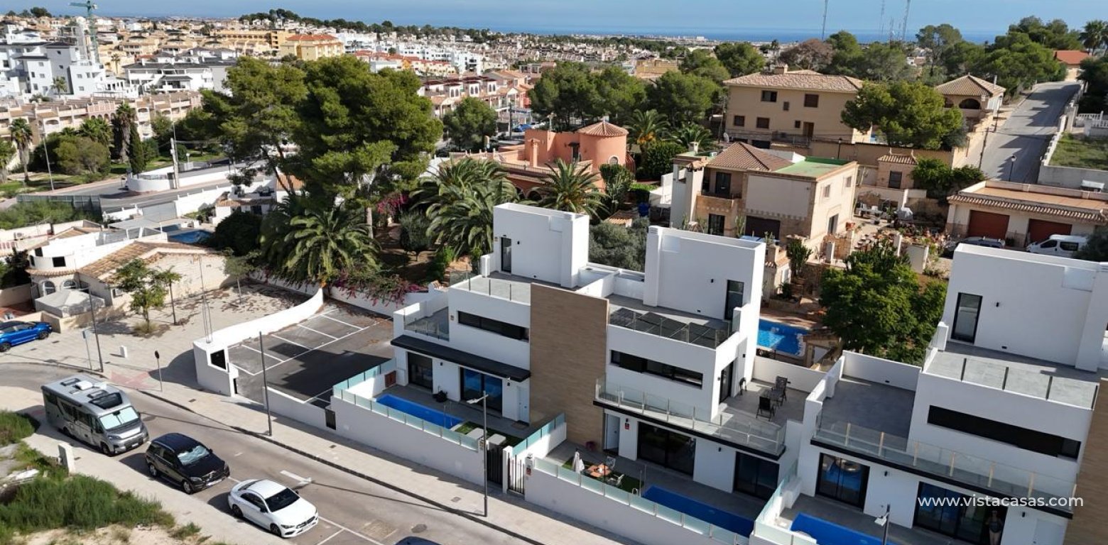 Resale - Villa - Villamartin