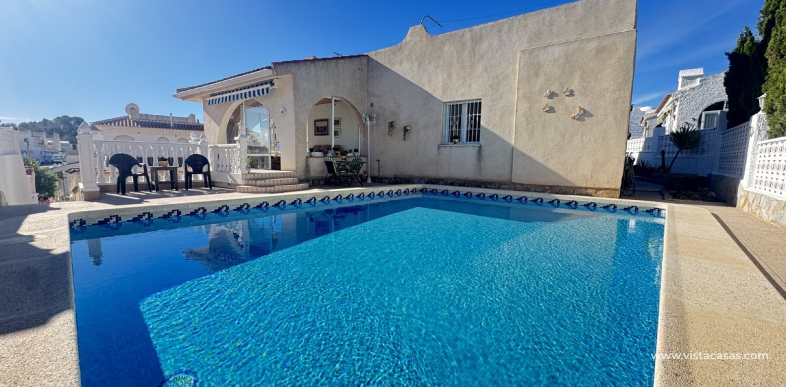 Sale - Villa - Villamartin