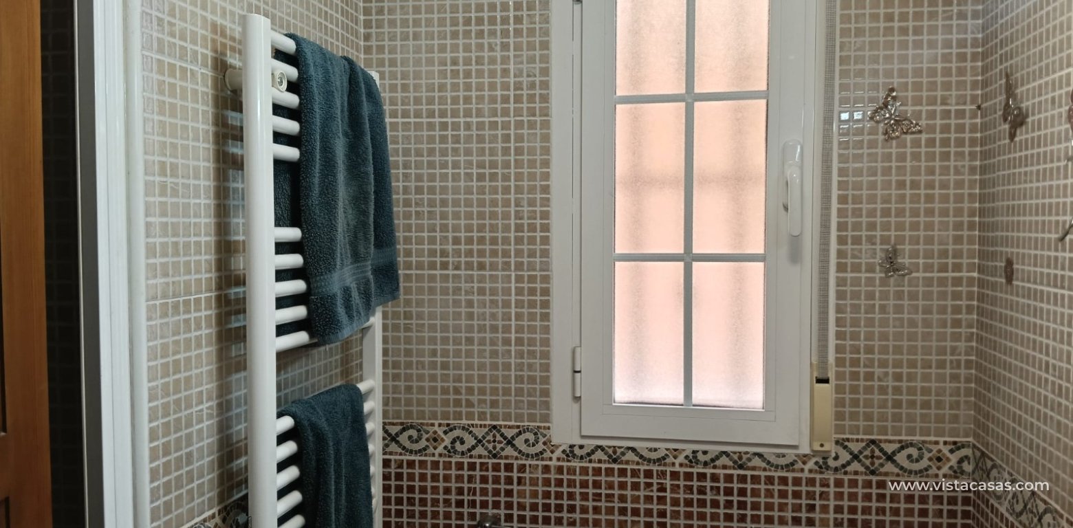 Resale - Villa - Los Montesinos