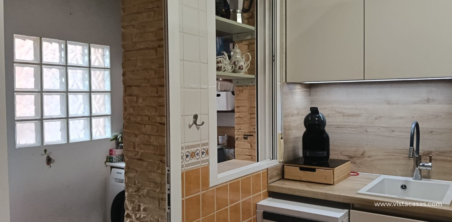 Resale - Villa - Los Montesinos