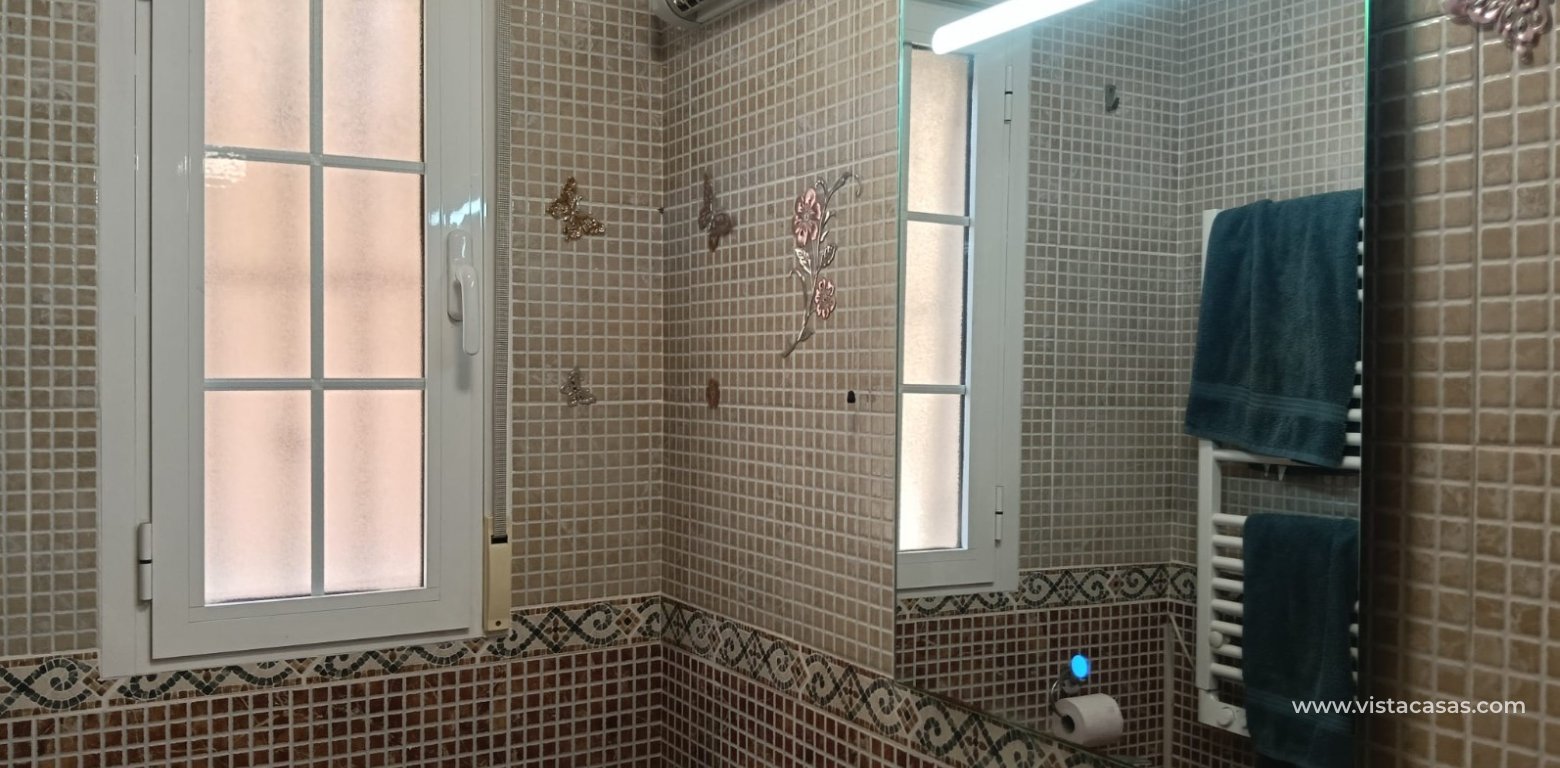 Resale - Villa - Los Montesinos