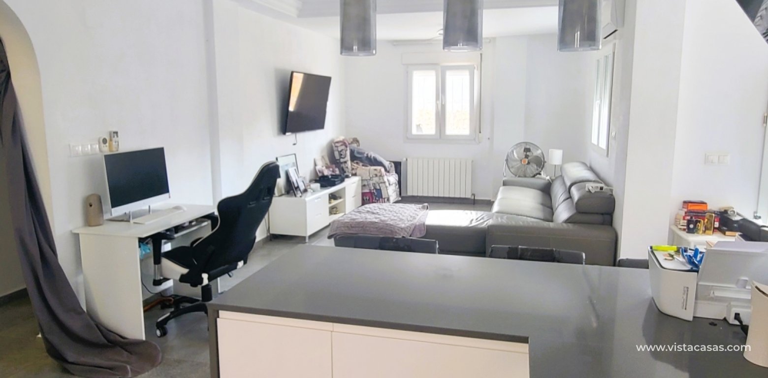 Resale - Villa - Villamartin