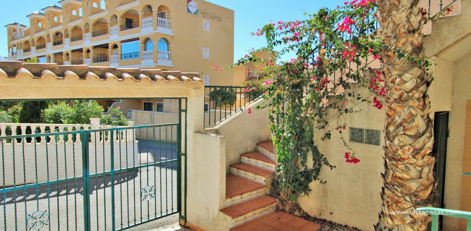 3 Bed Townhouse For Sale with Underbuild Villamartin underbuild driveway