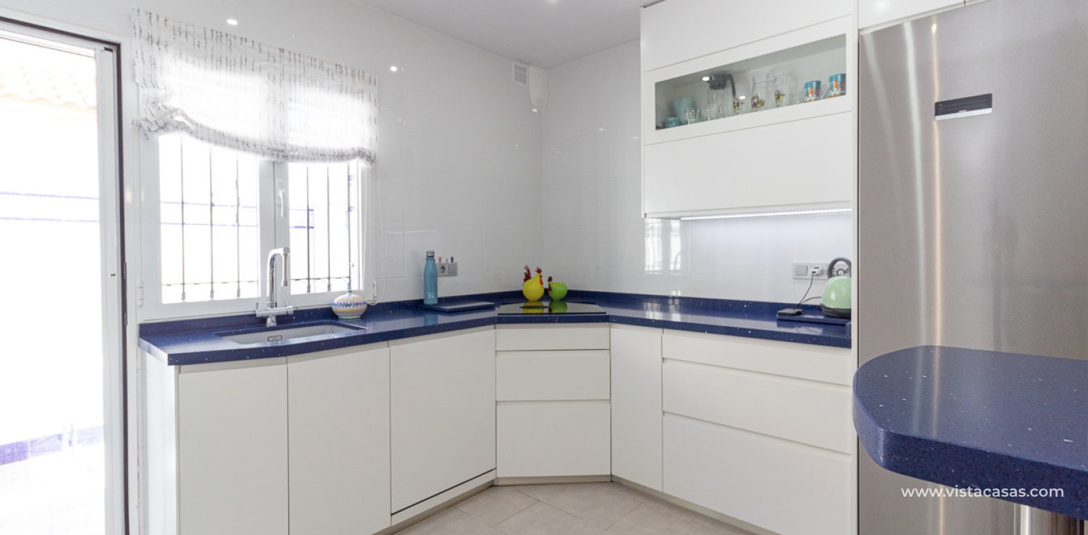 Resale - Townhouse - La Zenia