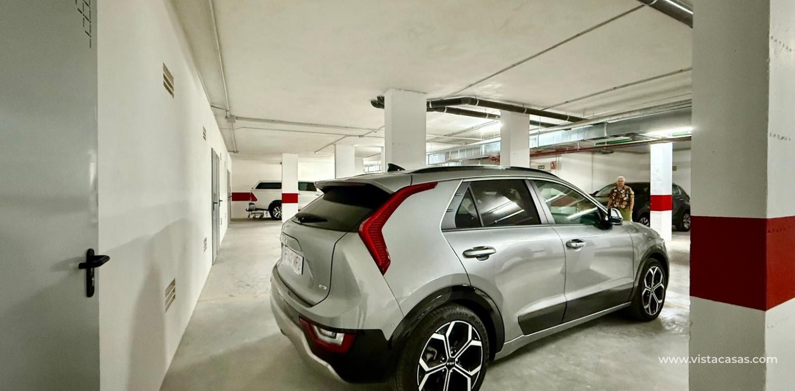 Resale - Apartment - Villamartin