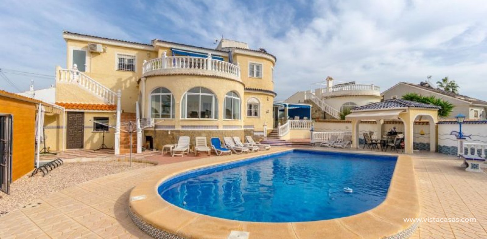 Resale - Villa - Torrevieja - San Luis