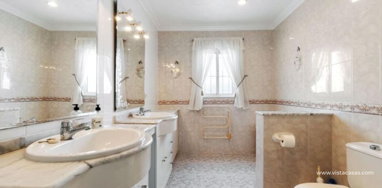 Resale - Villa - Torrevieja - San Luis