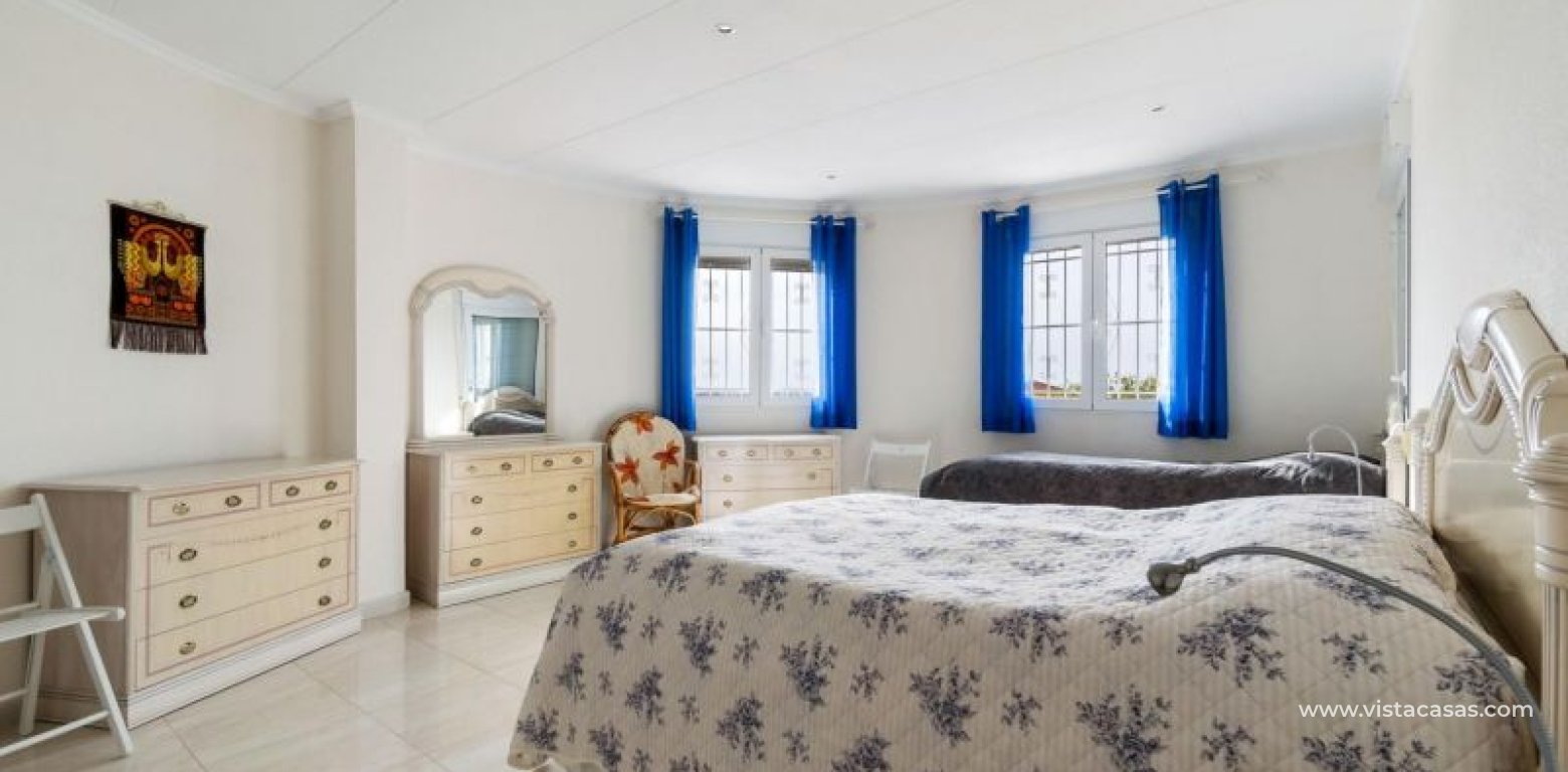 Resale - Villa - Torrevieja - San Luis