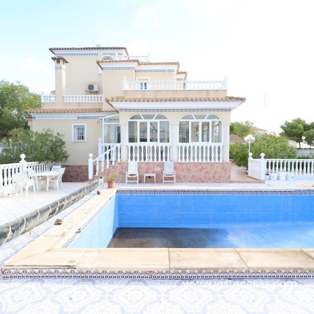 Villa - Resale - Villamartin - Villamartin