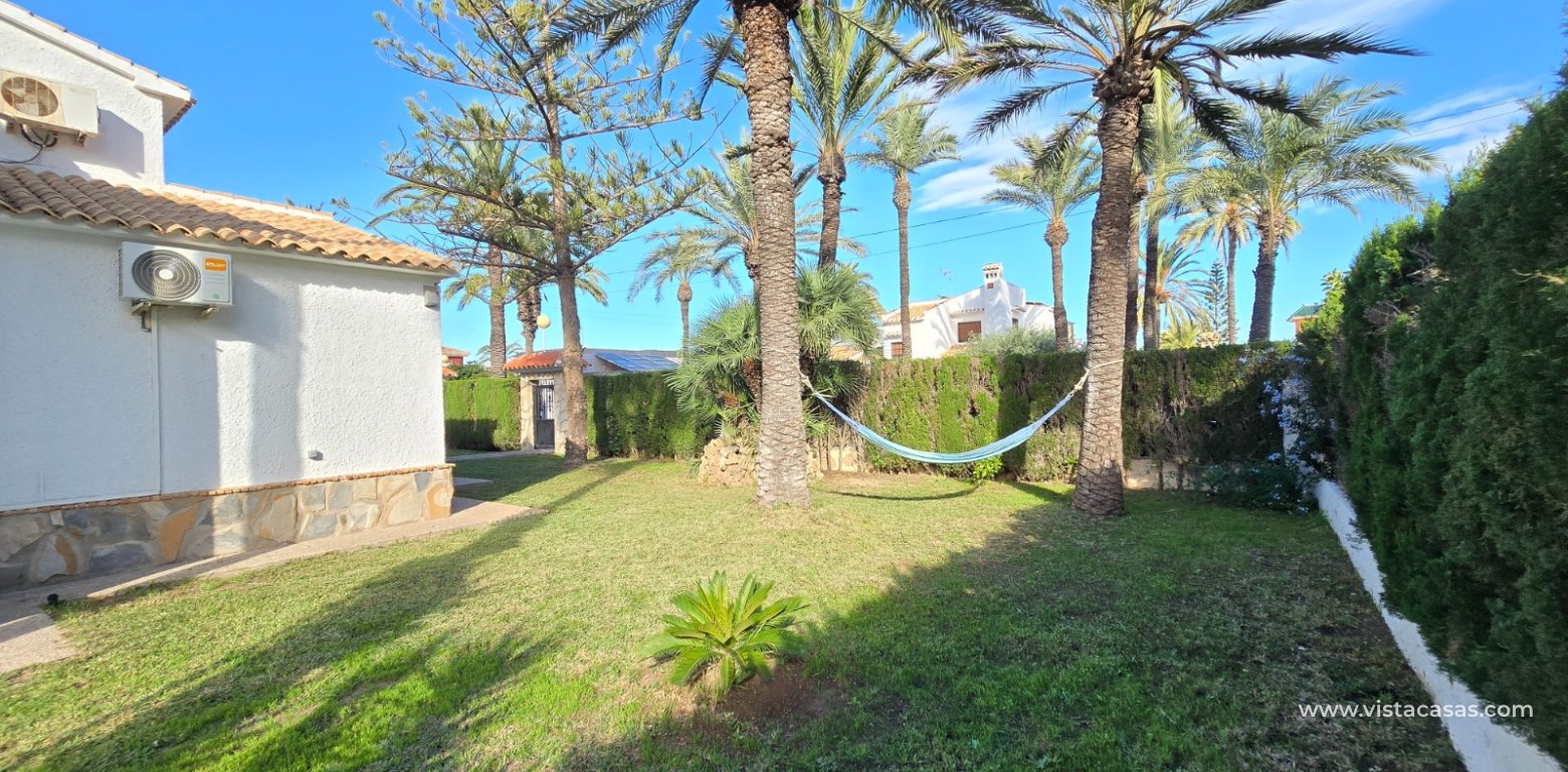 Resale - Villa - Cabo Roig