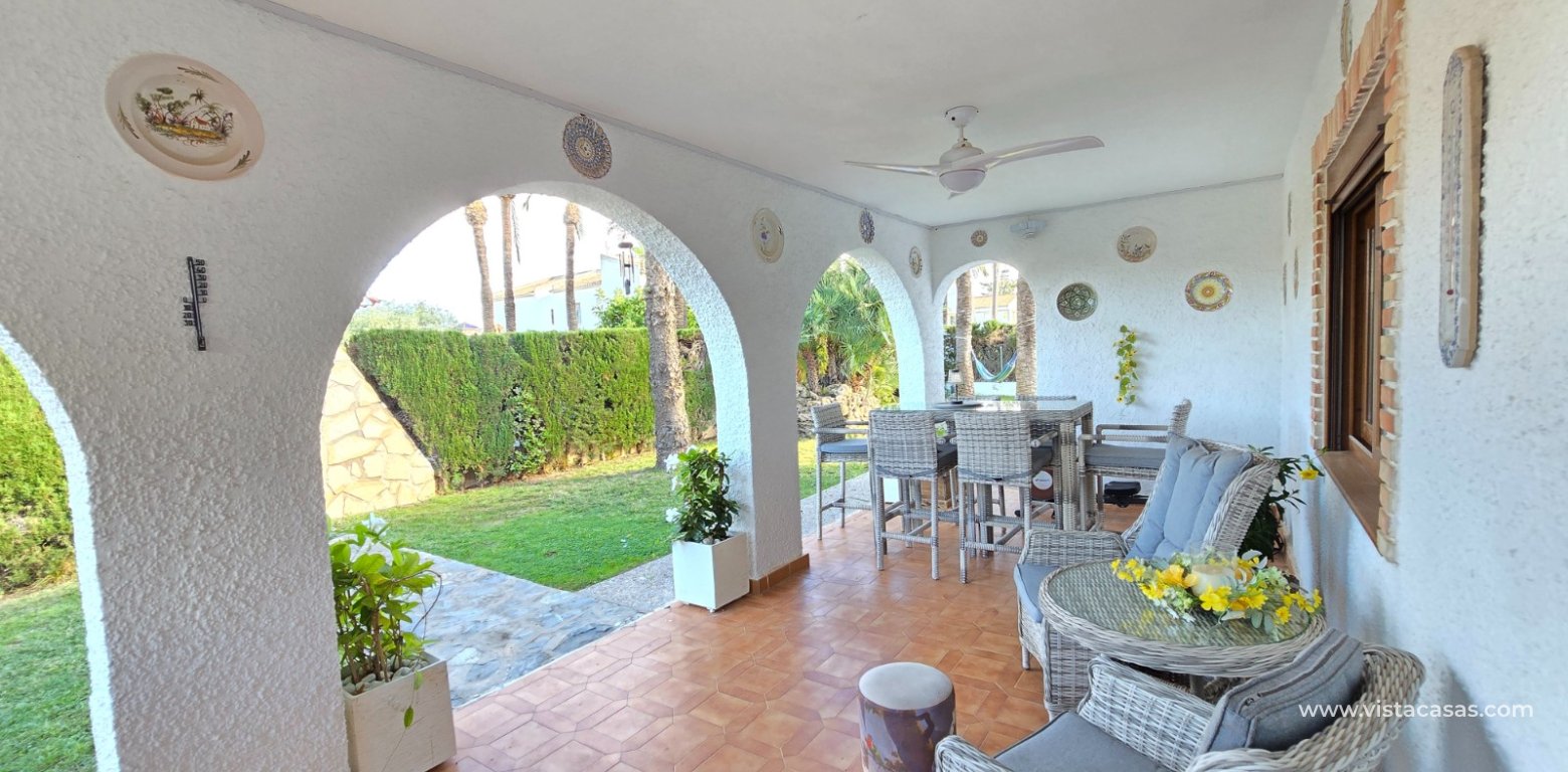 Resale - Villa - Cabo Roig