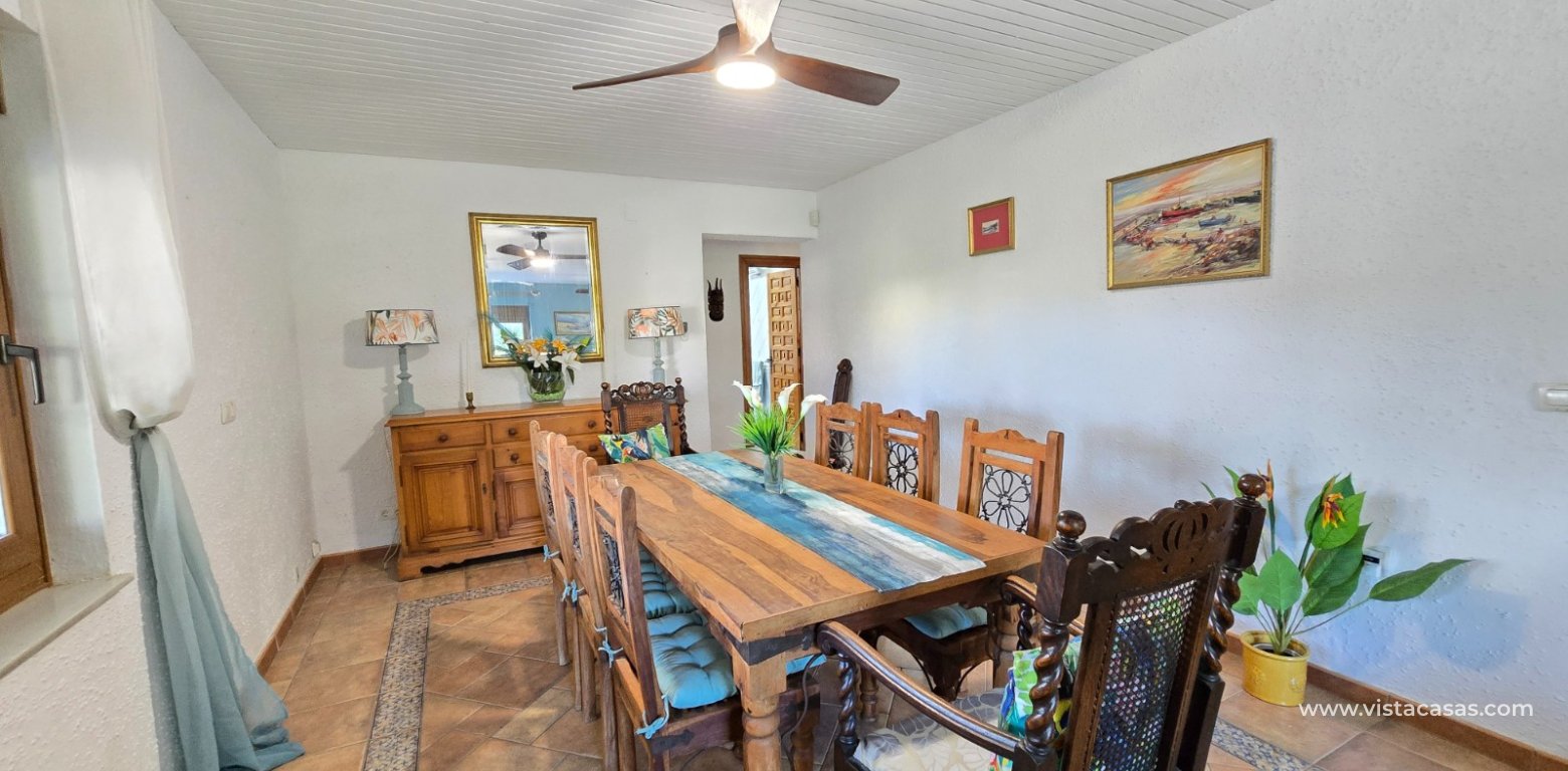 Resale - Villa - Cabo Roig