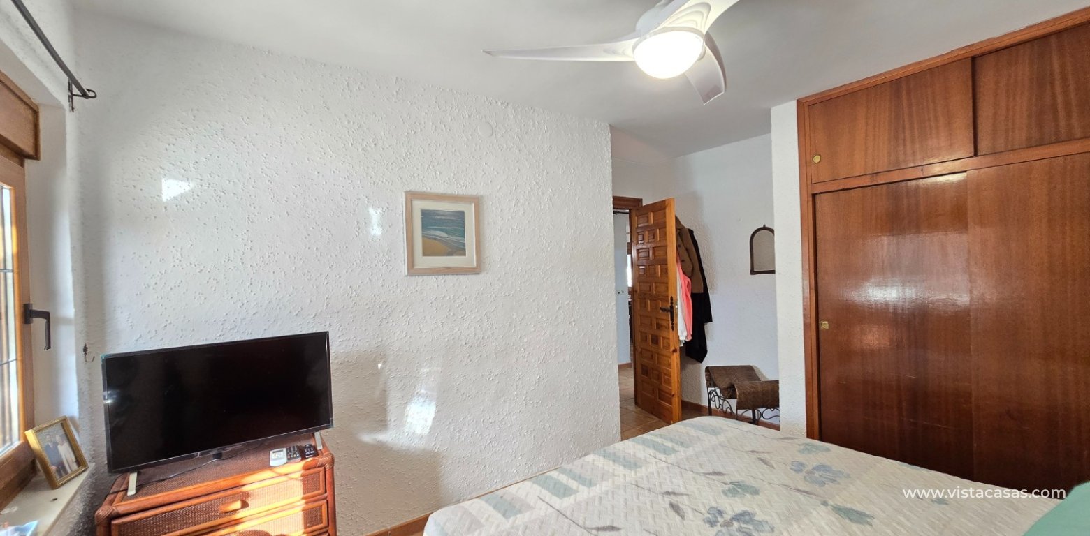 Resale - Villa - Cabo Roig