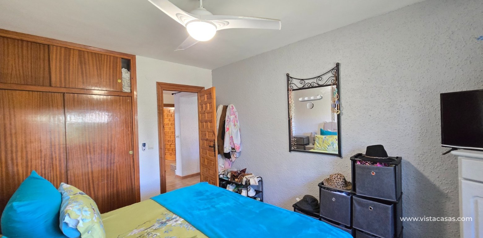 Resale - Villa - Cabo Roig