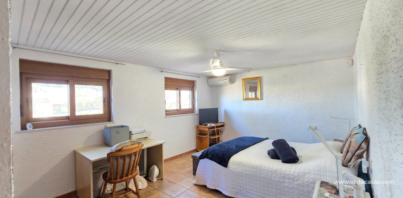 Resale - Villa - Cabo Roig