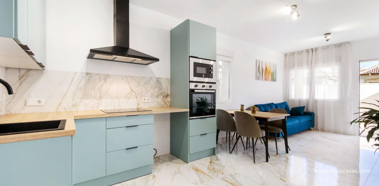 Resale - Villa - Torrevieja - El Chaparral