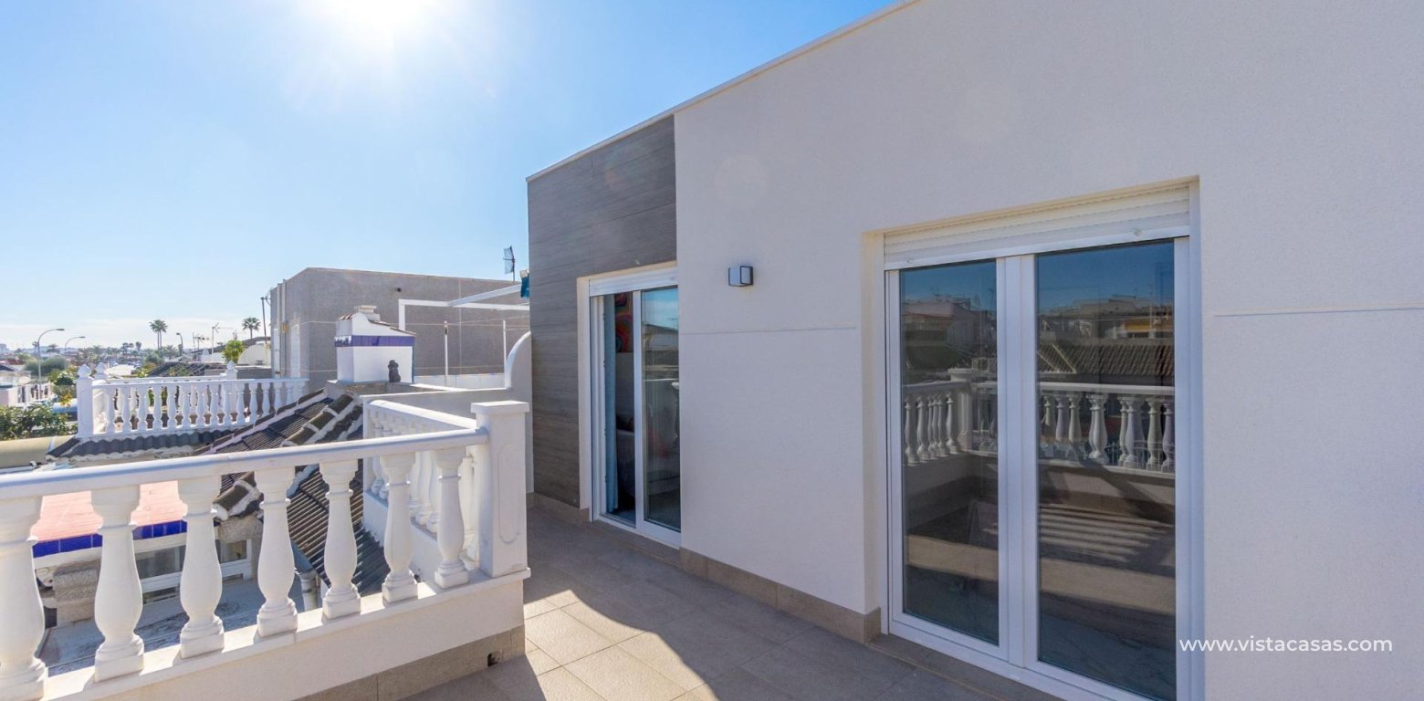 Resale - Villa - Torrevieja - El Chaparral