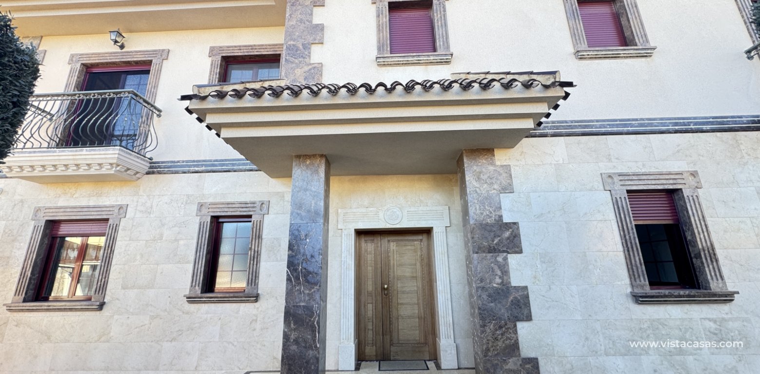 Wtórny - Villa - Cabo Roig