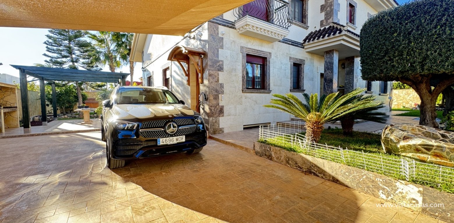 Wtórny - Villa - Cabo Roig