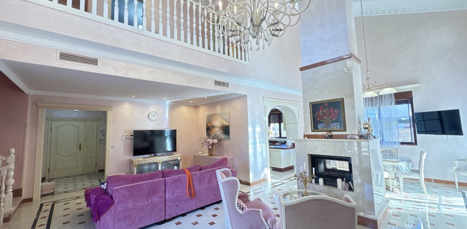 Wtórny - Villa - Cabo Roig