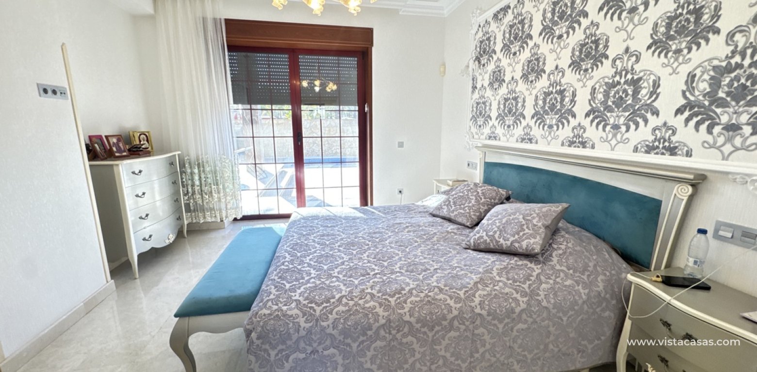 Wtórny - Villa - Cabo Roig