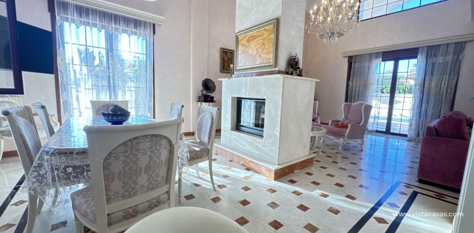 Wtórny - Villa - Cabo Roig