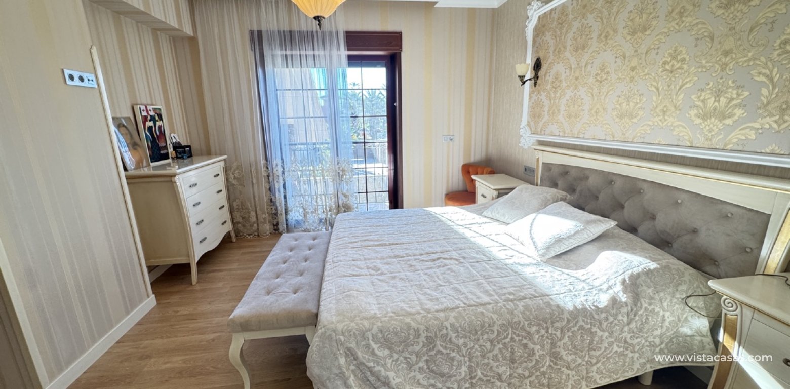 Wtórny - Villa - Cabo Roig