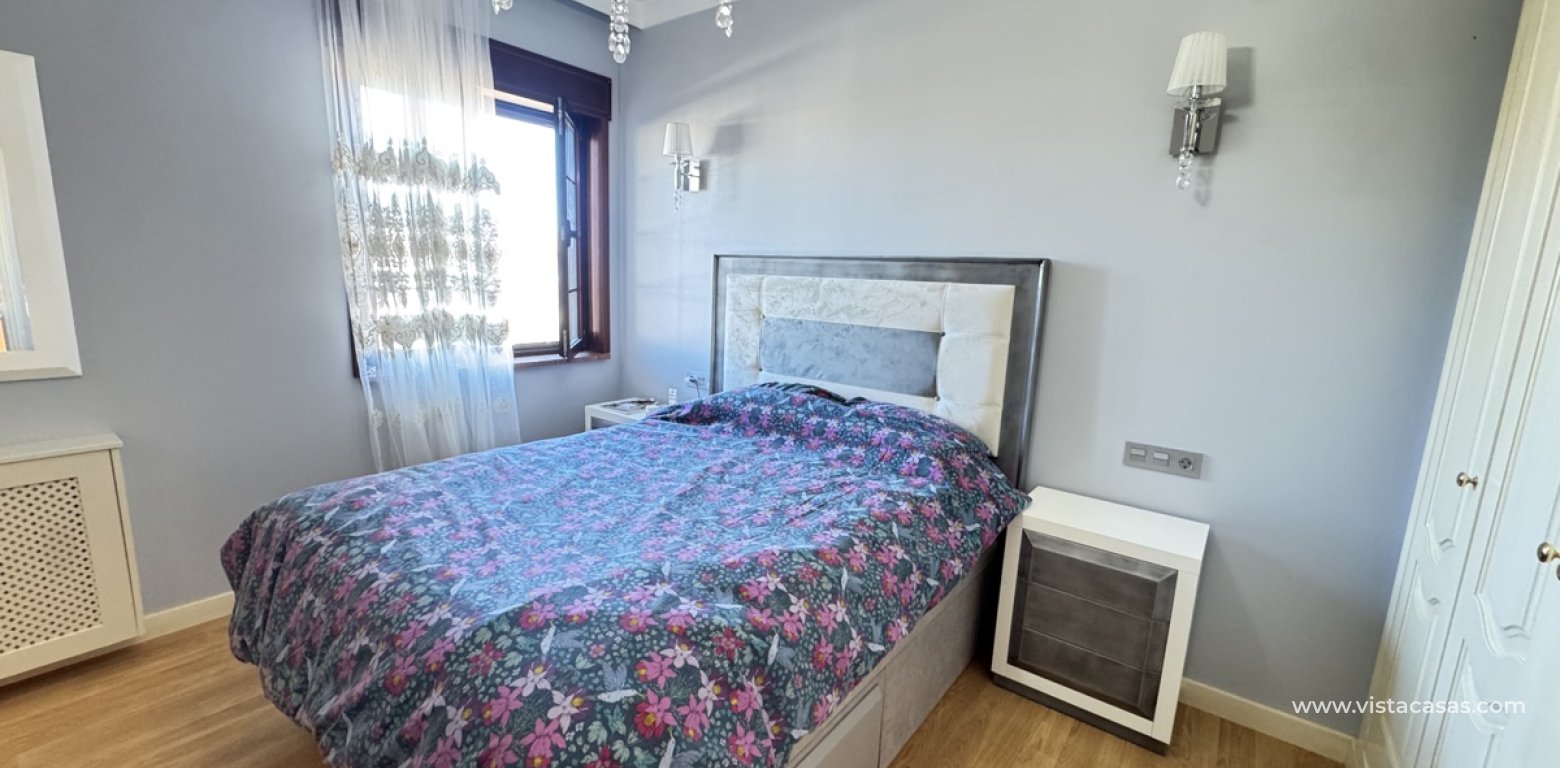 Wtórny - Villa - Cabo Roig