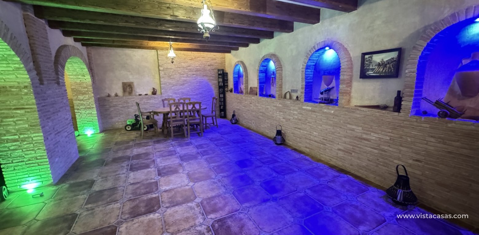 Wtórny - Villa - Cabo Roig