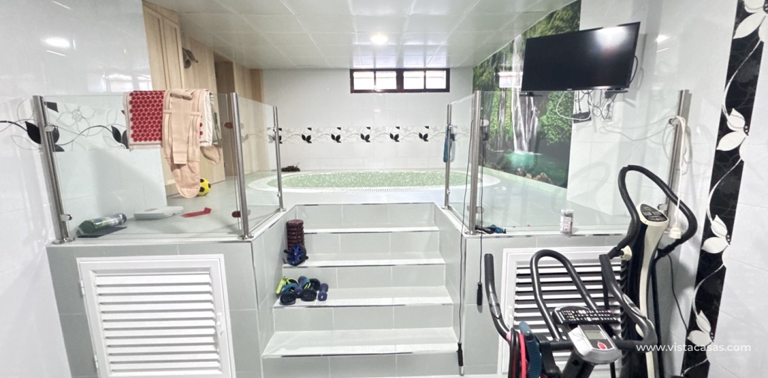 Wtórny - Villa - Cabo Roig