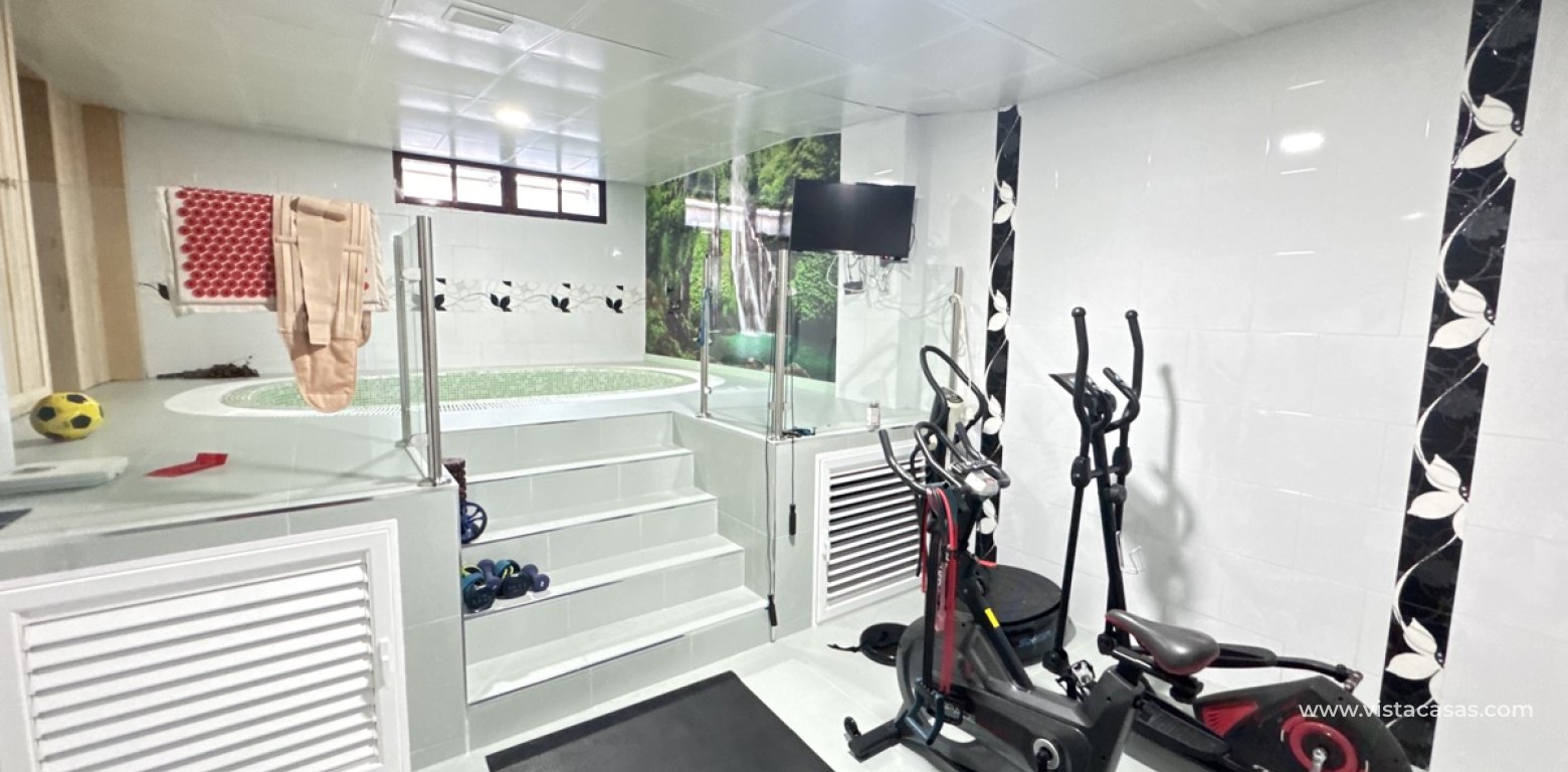 Wtórny - Villa - Cabo Roig