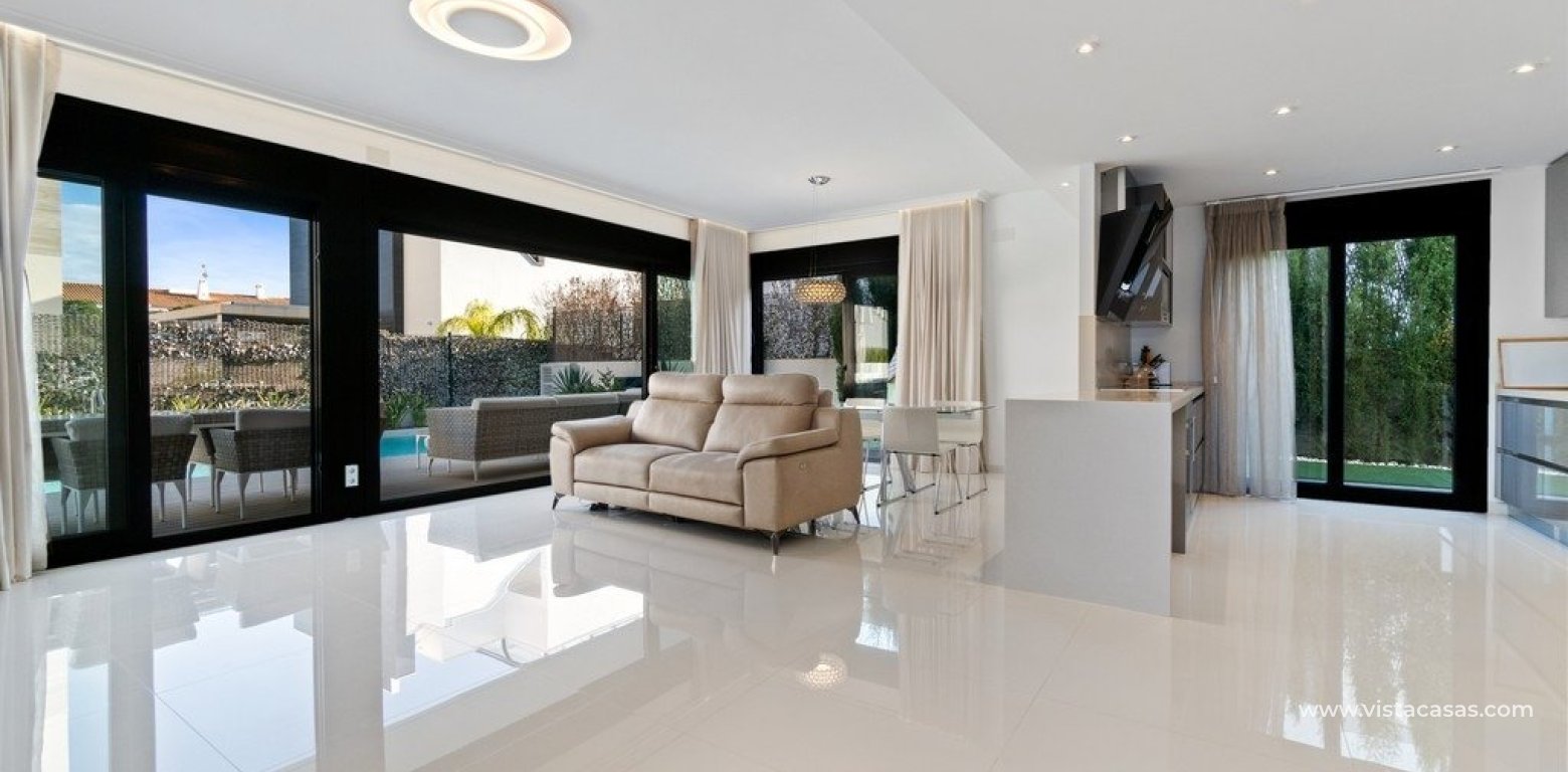 Wtórny - Villa - Cabo Roig