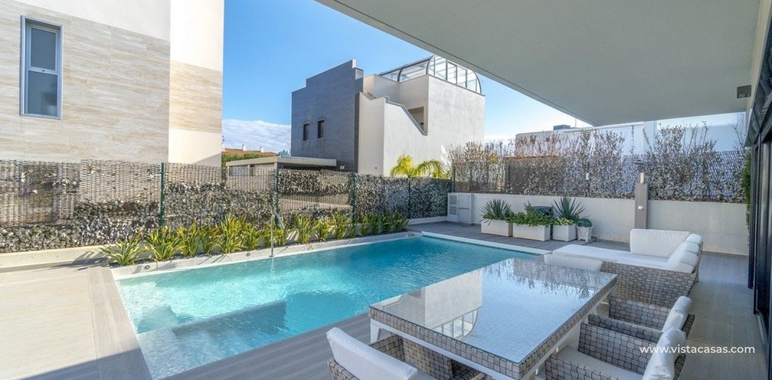 Wtórny - Villa - Cabo Roig