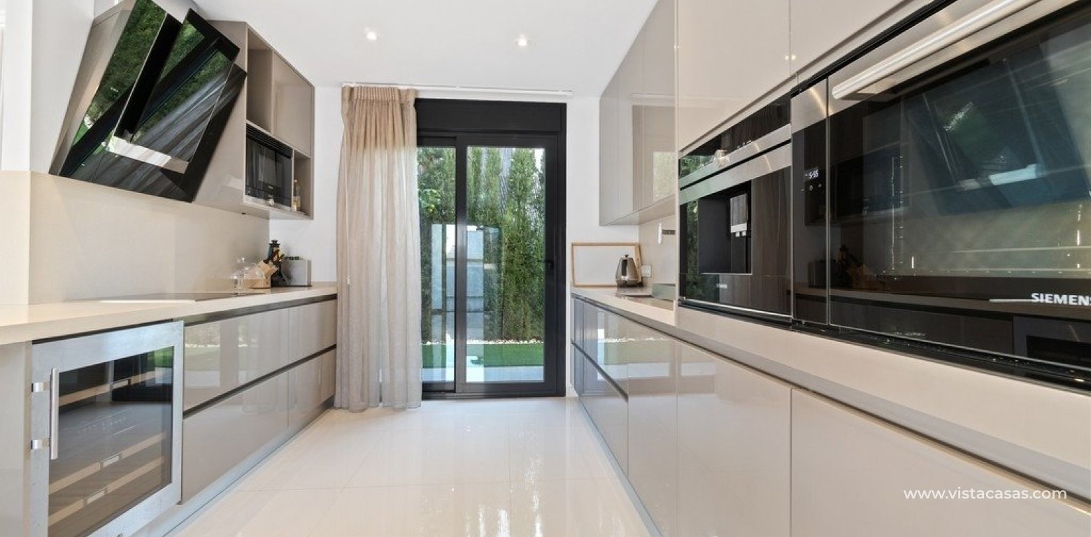 Wtórny - Villa - Cabo Roig