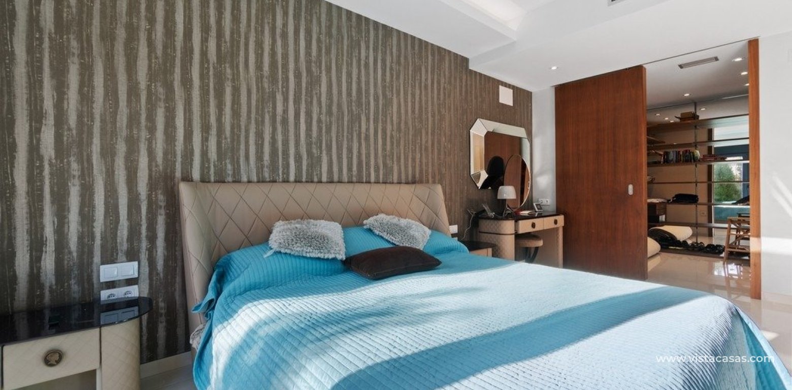 Wtórny - Villa - Cabo Roig