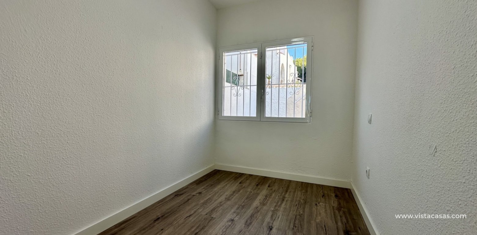 Resale - Bungalow - Orihuela Costa - Las Filipinas