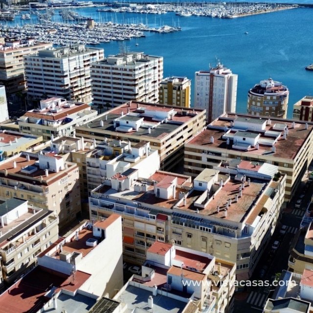Apartment - Resale - Torrevieja - Torrevieja